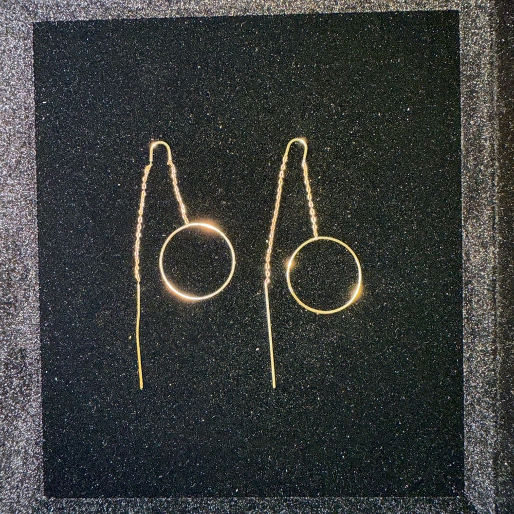 Elegant Gold Drop Earrings